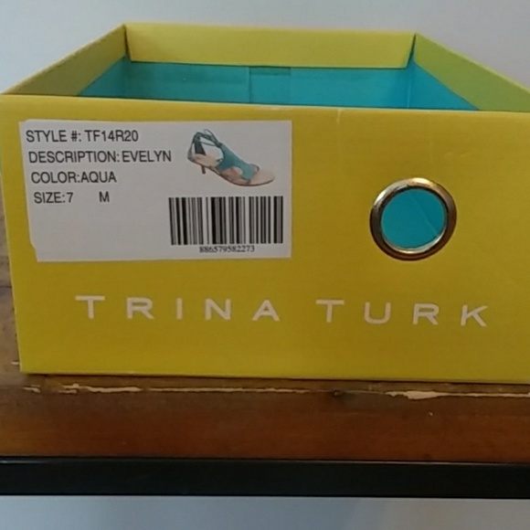 NIB Trina Turk Evelyn Suede Heeled Sandals - Picture 8 of 8